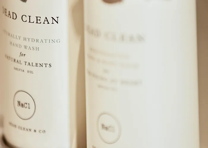 Max Brown Midtown, Part Of Sircle Collection 3*