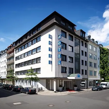 Max Brown Midtown, Part Of Sircle Collection 4*