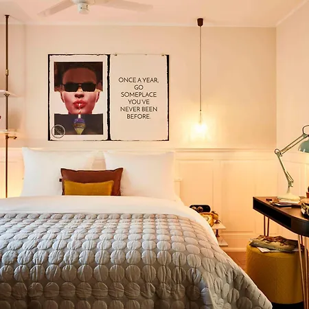 Max Brown Midtown, Part Of Sircle Collection