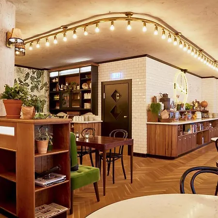 Max Brown Midtown, Part Of Sircle Collection Dusseldorf
