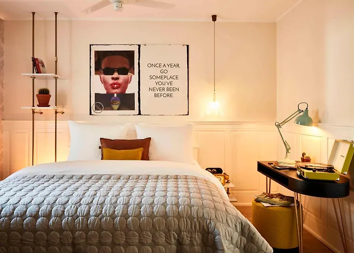 Max Brown Midtown, Part Of Sircle Collection